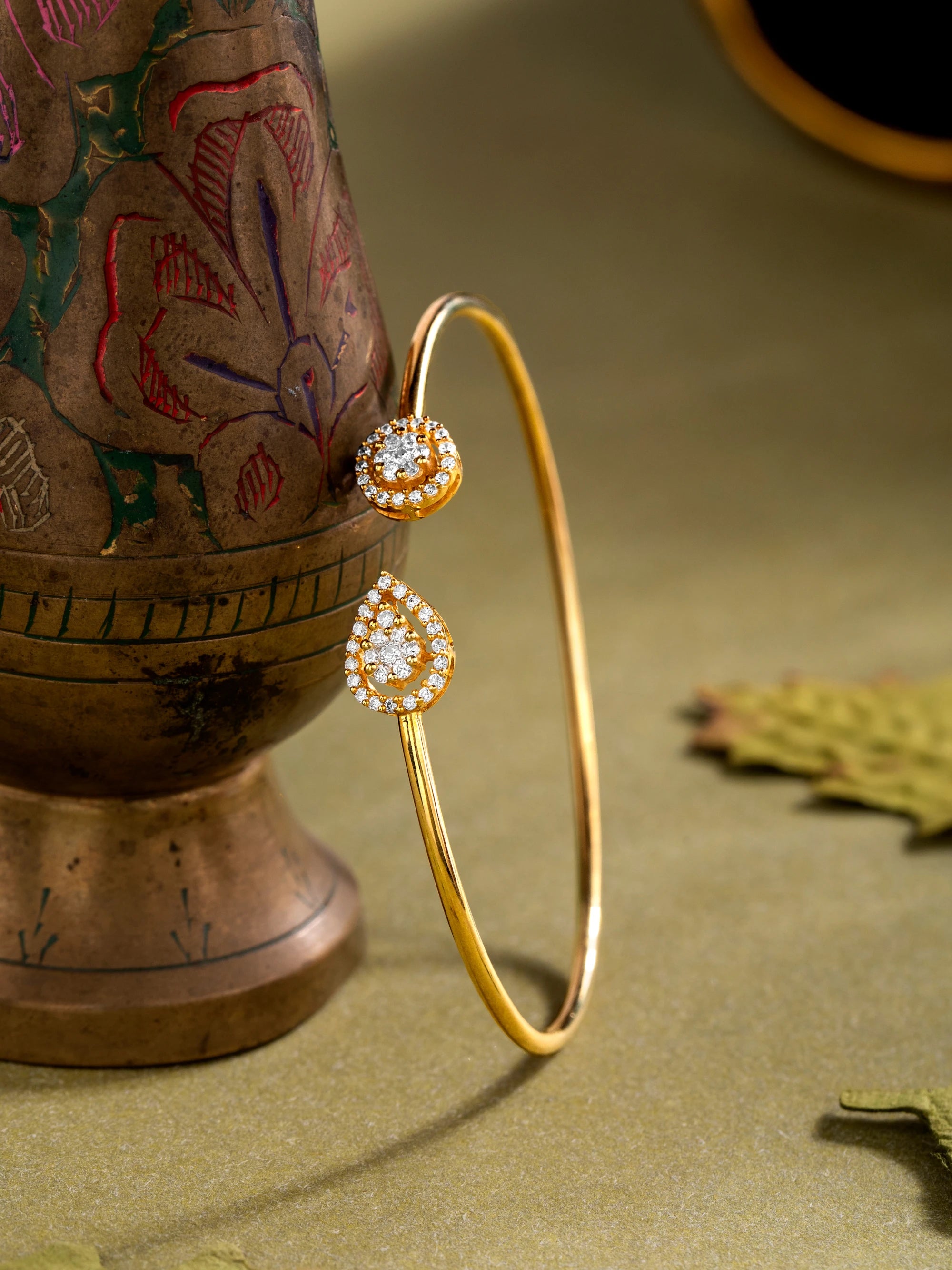 Harmonia Circle & Pear Diamond Kada Bracelet