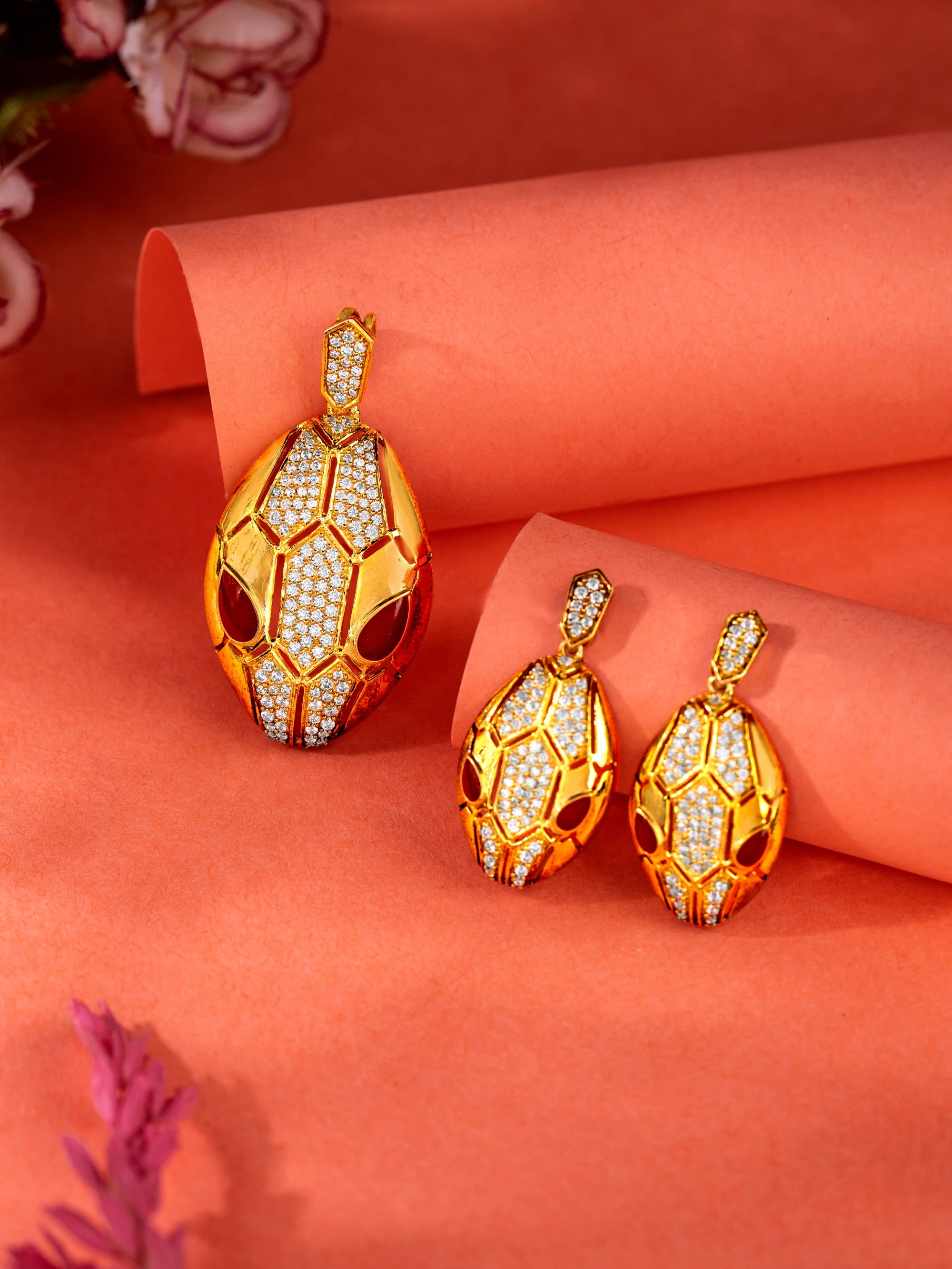 Turtle-Inspired Diamond Pendant and Earrings Set Audiam